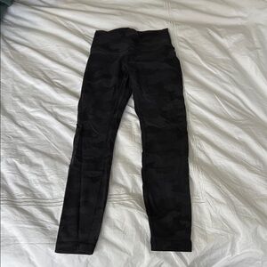 Lululemon 23in Black Camouflage Leggings